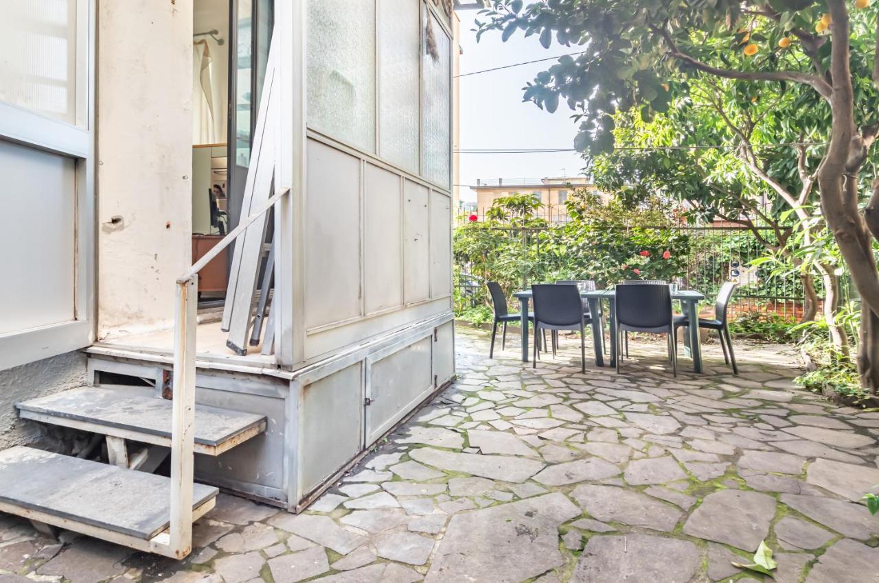 Da Bianca e Bruno! Chic Holiday Flat x6 - Bed and Breakfast La Spezia