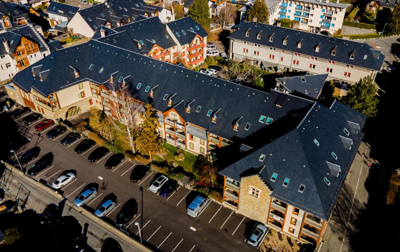 Apparts au Cœur de St-Lary - Piscine Chauffée et Sauna - Chambres d’hôtes