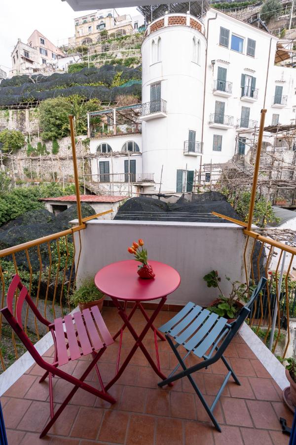 Modern Sea House in the Heart of Amalfi Coast - Apartment with Balcony, 100 mt from the Sea - into Maiori City Center - B&B Maiori