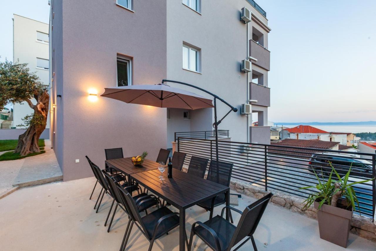 Bella Figura II - B&B