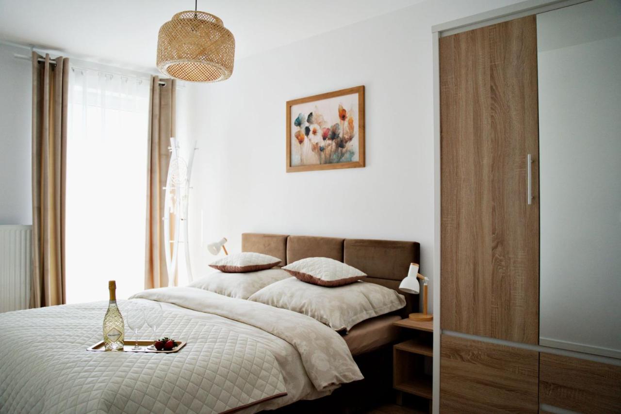 B&B Oświęcim - Magic Apartments - Bulwary 3 - Bed and Breakfast Oświęcim