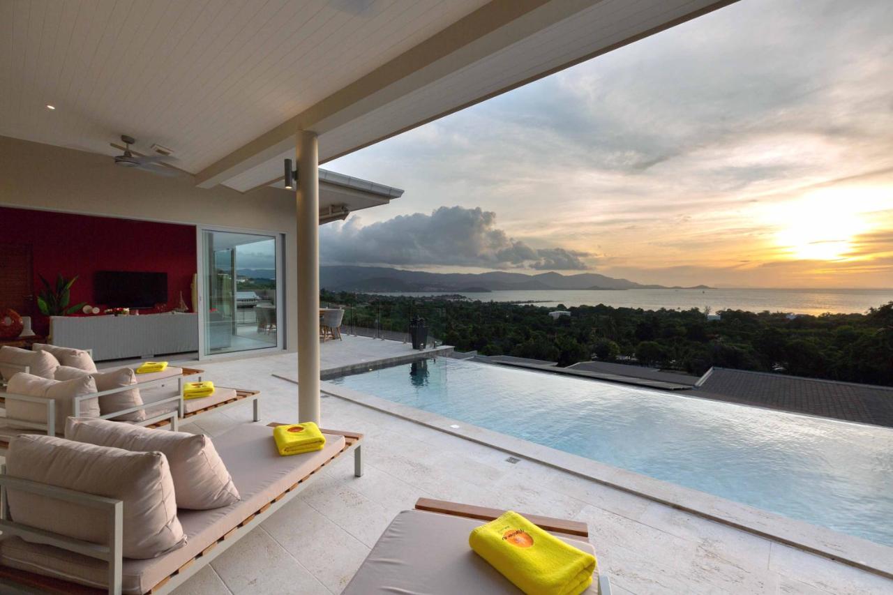 Premium Penthouse 28, Private Infinity Pool with Fabulous Sunsets Ocean Views, Games Room, Cinema.