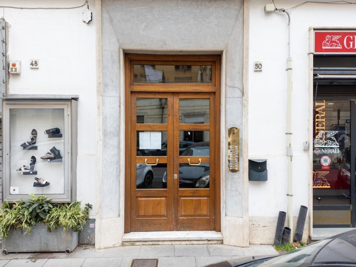 The Best Rent – Bright two-bedrooms apartment in Testaccio area - Chambres d’hôtes Rome
