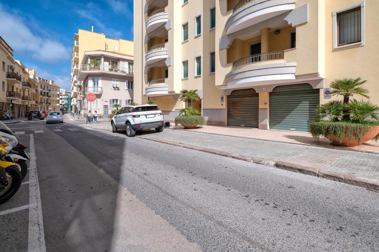 Alghero Sea View Apartment with Balcony! - Chambres d’hôtes Alghero