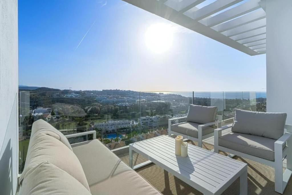 Mijas Design Seaview & Luxury Apartment - B&B