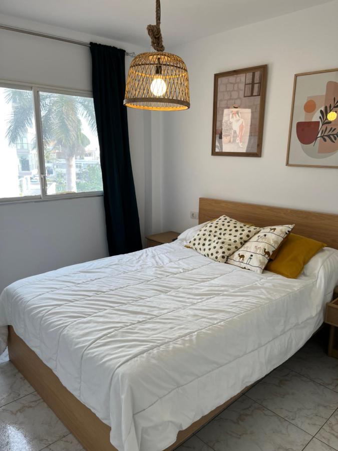 Dominica beautiful apartment in the first Oceanline in Los Cristianos. - B&B Los Cristianos
