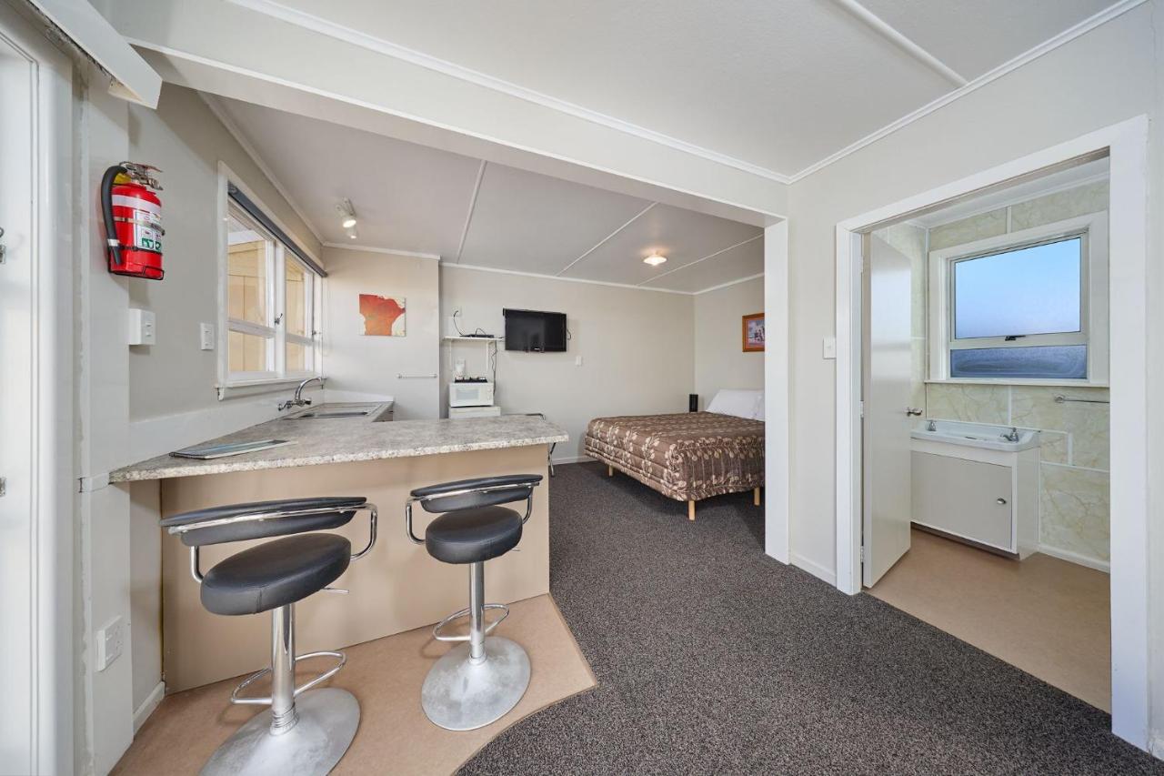 B&B Kaikoura - Sea View Motel - Unit 6 - Bed and Breakfast Kaikoura