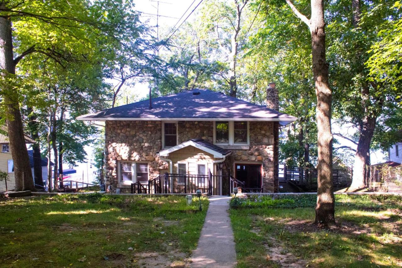 B&B North Webster - The Old Stone Cottage at Tippy - Bed and Breakfast North Webster