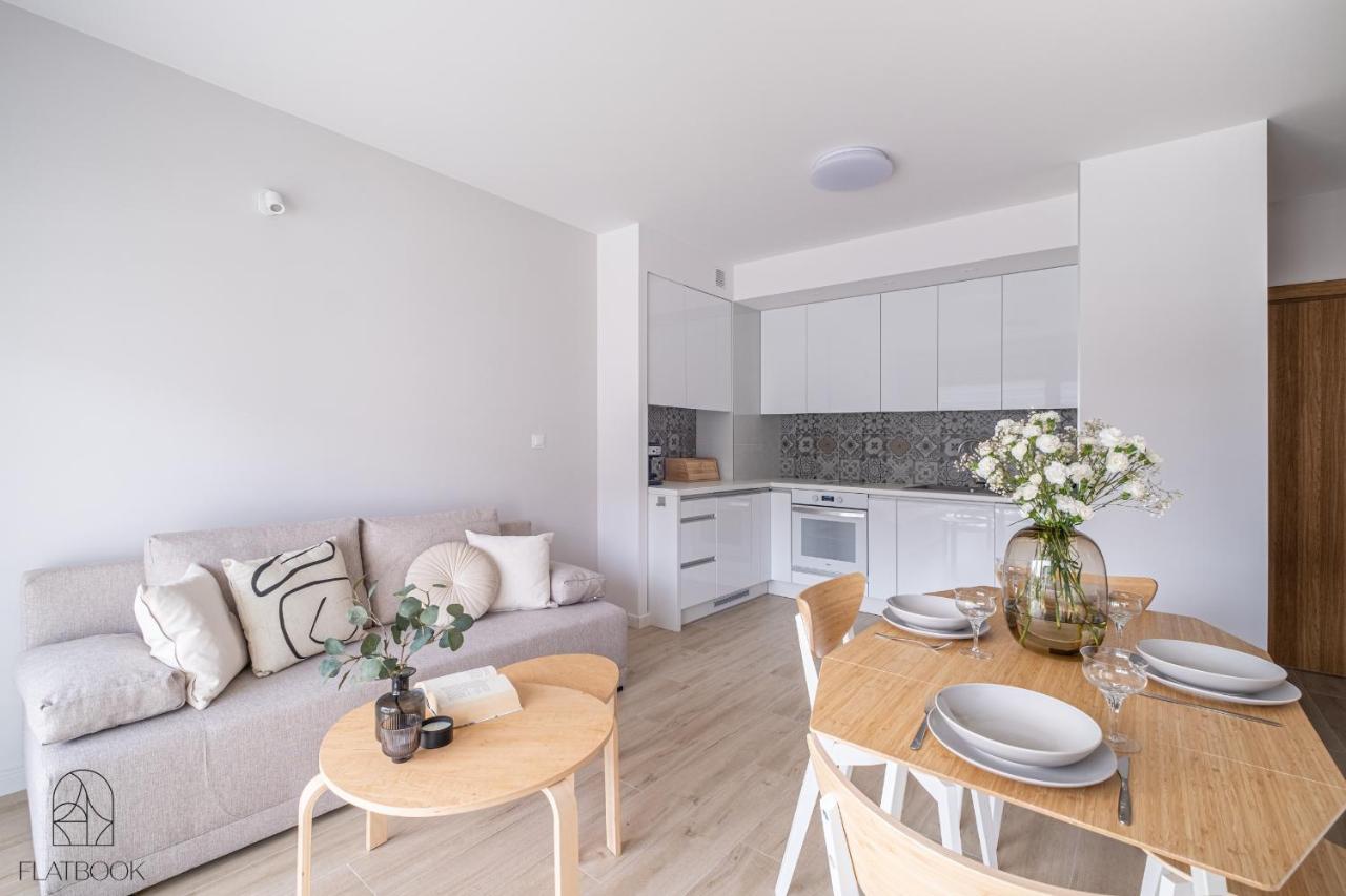 Flatbook Apartamenty - Sztutowo Baltic Twins II z Parkingiem - B&B Sztutowo