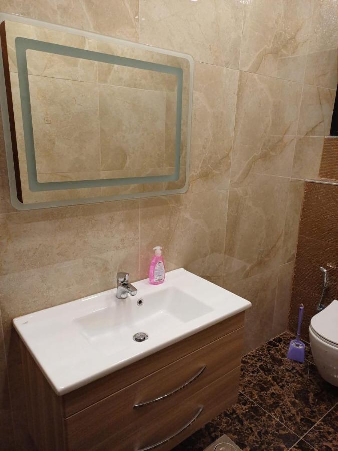 Apartment in Khalda - B&B
