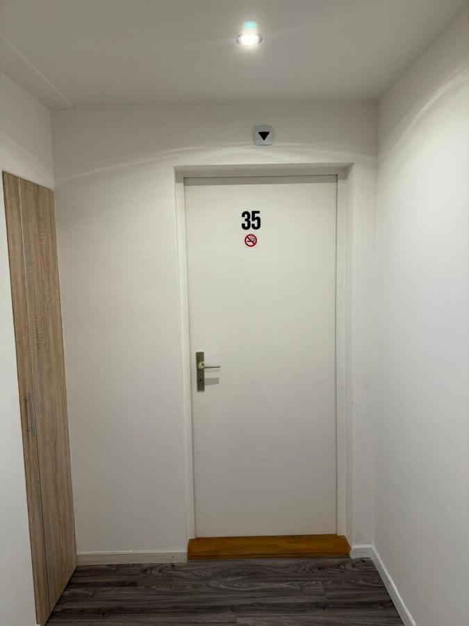 Deluxe Double Studio