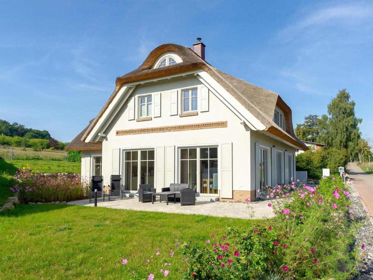 Landhaus Max in Moritzdorf - Luxus unter Reet mit Seeblick, Kamin, Sauna - Chambres d’hôtes