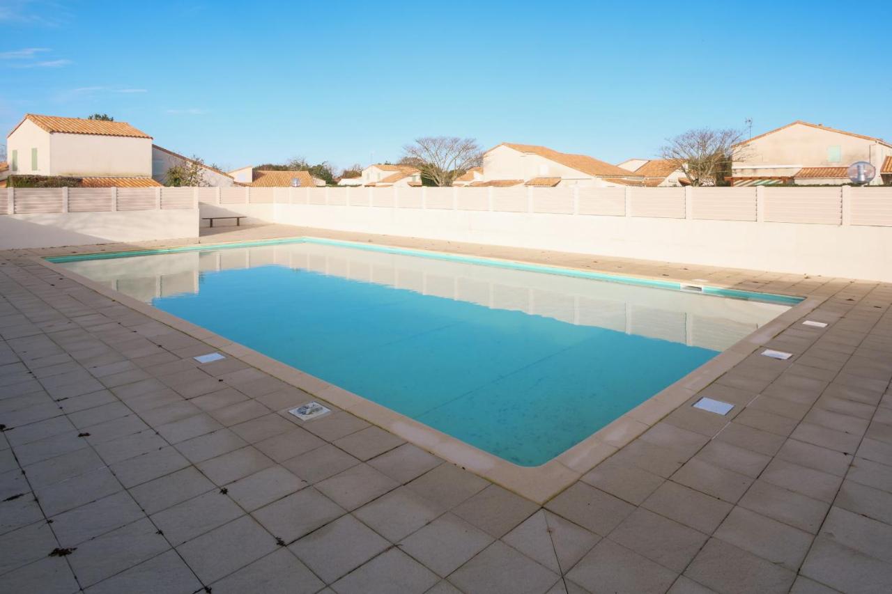 St-Vincent-sur-Jard - Piscine et Tennis - Bed and Breakfast