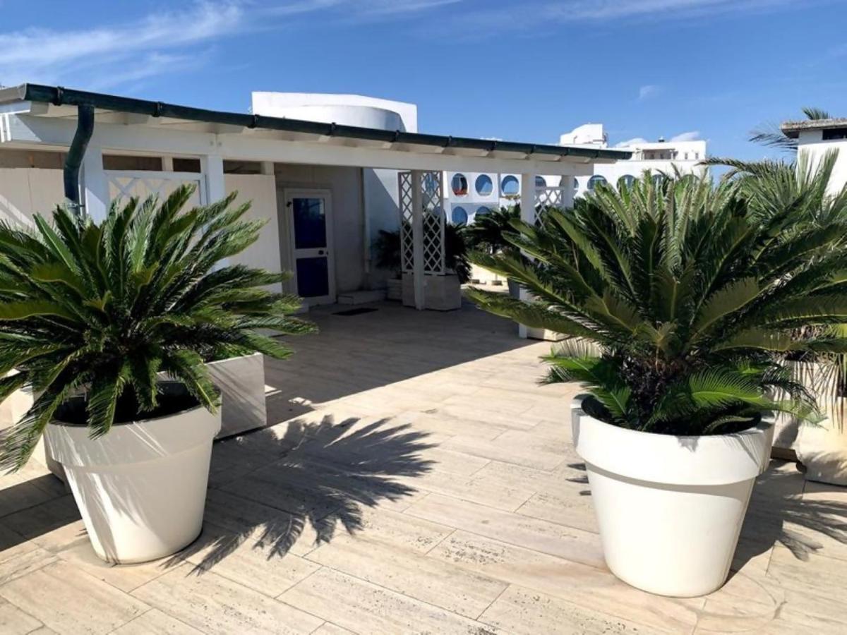 L14 - Bilocale in residence con piscina - B&B Porto Recanati