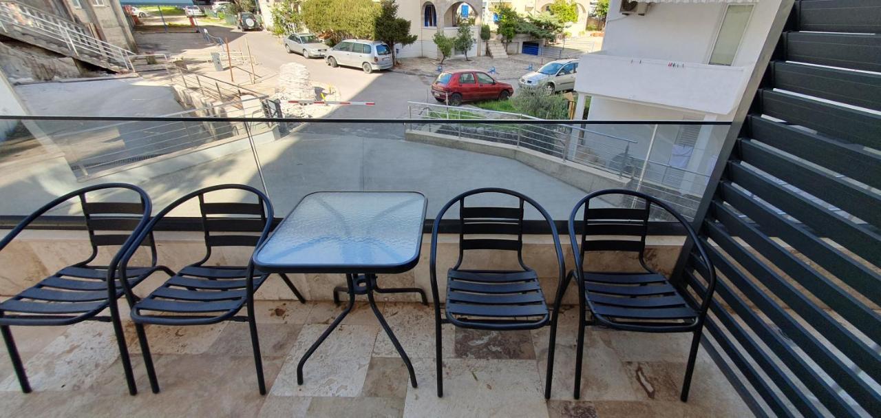 Apartmani Jovanovic - Rafailovici - B&B Rafajlovići