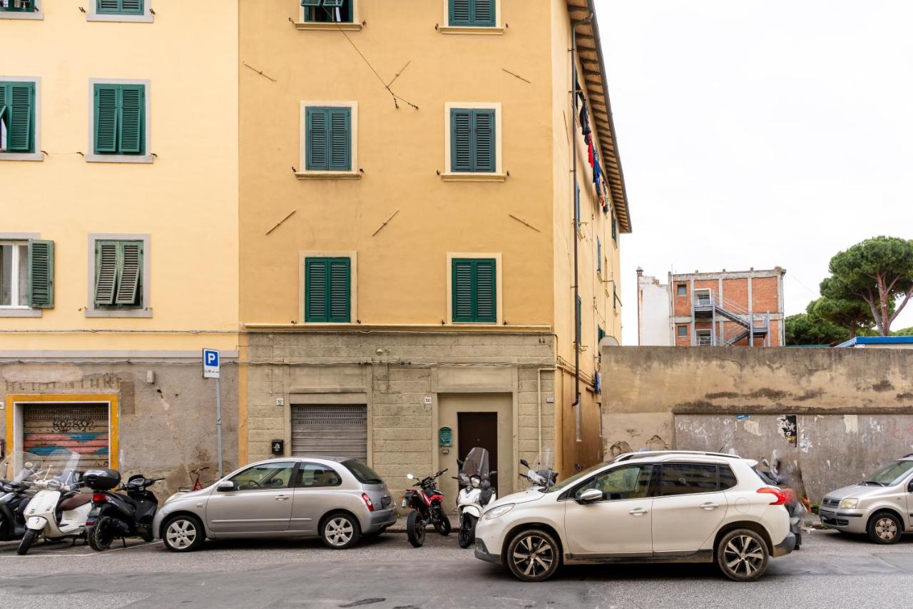 Modern Apartment near Livorno Station! - Bed and Breakfast