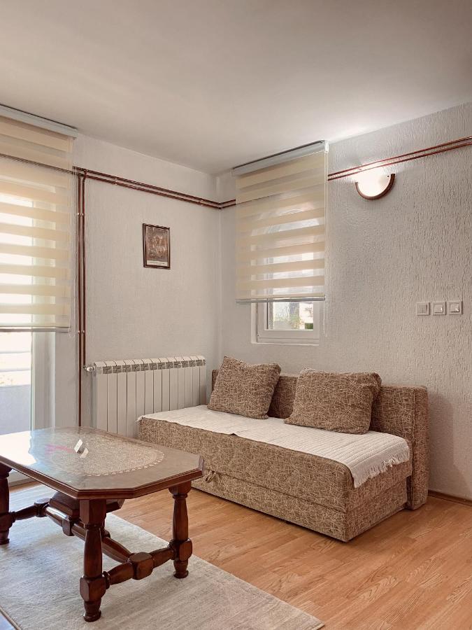 B&B Cetinje - Apartman Konatar - Bed and Breakfast Cetinje