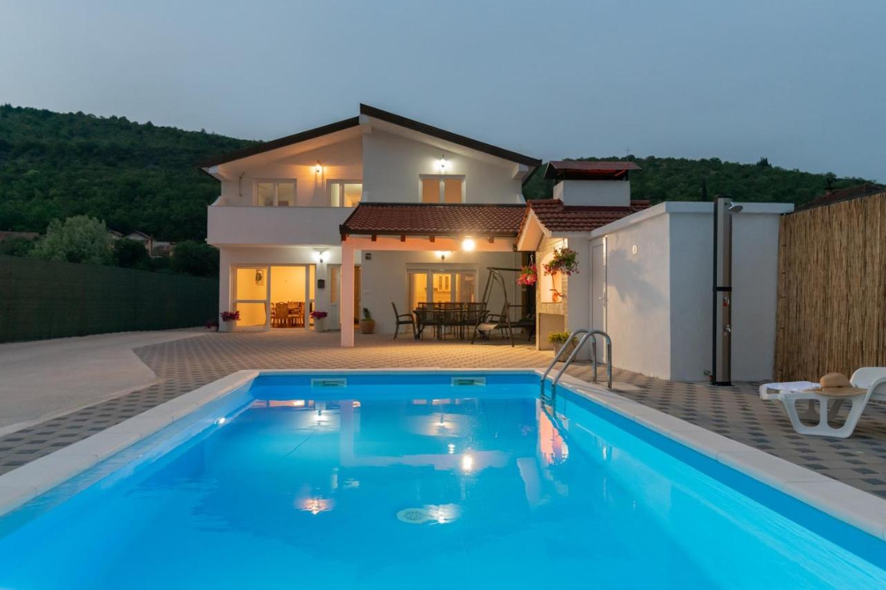 Villa Ivona near Imotski, private pool - B&B Glavina Donja