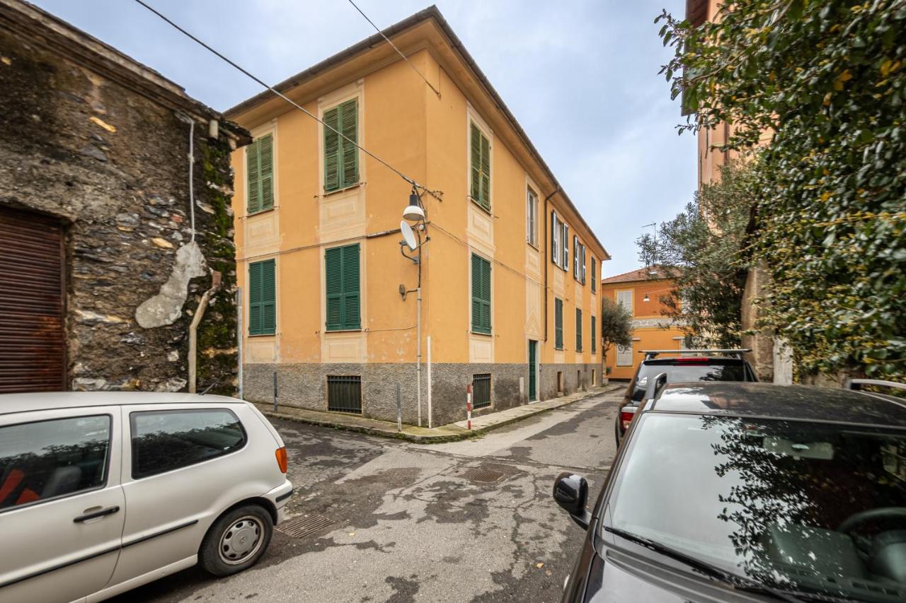 SANTA MARGHERITA APT Centrale e Accogliente - Chambres d’hôtes