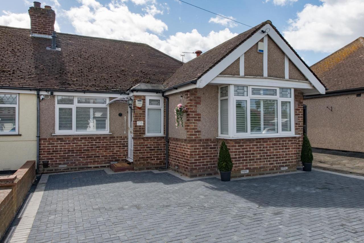 B&B Ruislip - Cosy Family Home in Ruislip - Bed and Breakfast Ruislip