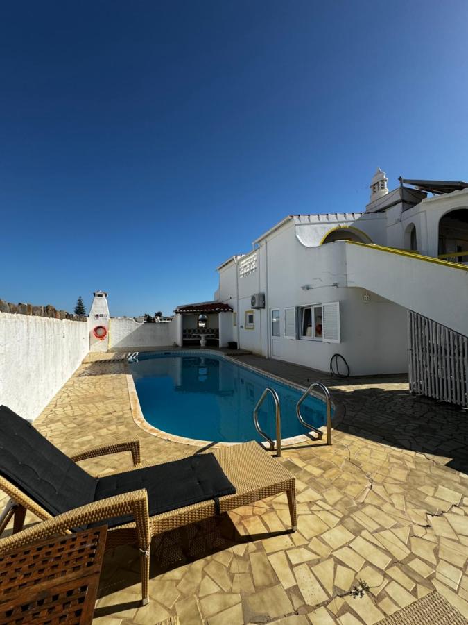 Tweepersoonskamer met Balkon en Uitzicht op Zee