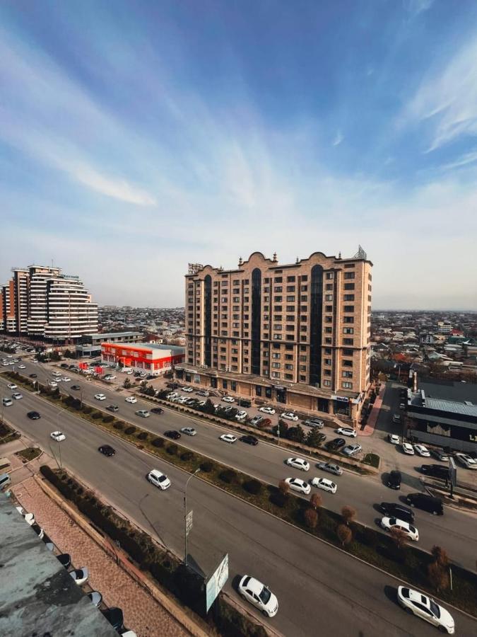 1 ком Апартаменты на 10 этаже в центре города с красивым видом на Кунаева - Bed and Breakfast Şımkent