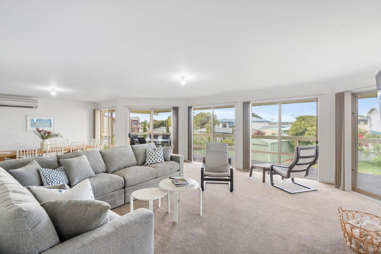 Strandhytta 10 Cant Rd Goolwa South - No Linen Included - B&B