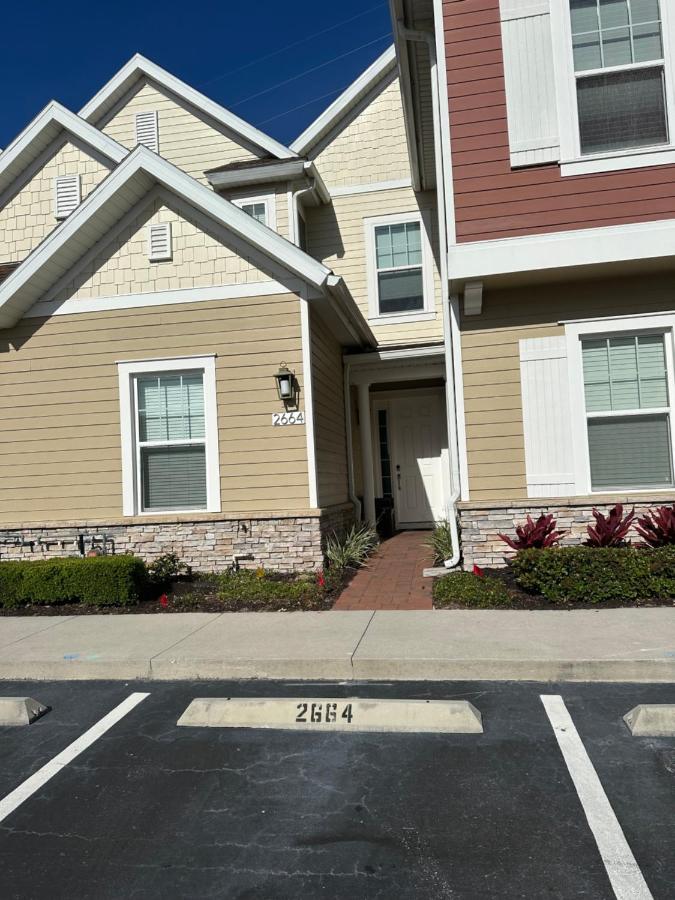 4br Disney Retreat Gated Resort with Pool & Hot Tub - B&B