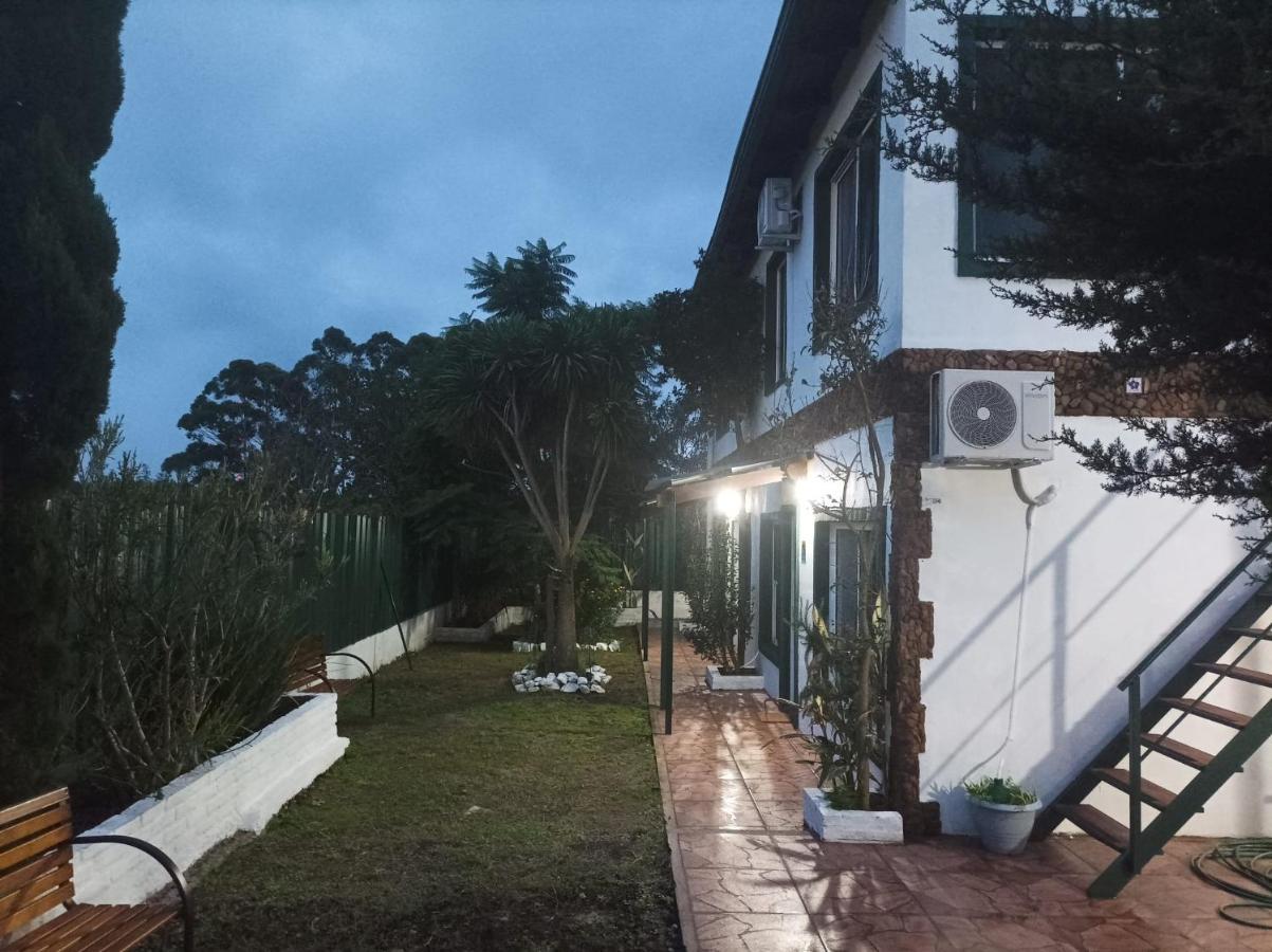 Casa 2 pisos Para 5 personas toda equipada - Chambres d’hôtes Colonia del Sacramento