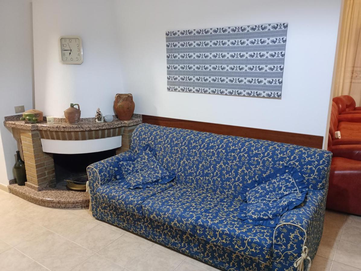 CASA FIGUS Via Roma 20 Narbolia - B&B