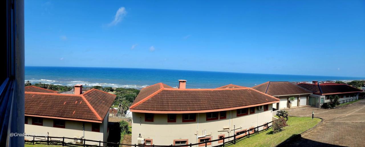 Alomsee 10 - Sleeps 8 with amazing views of the sea - Bed and Breakfast