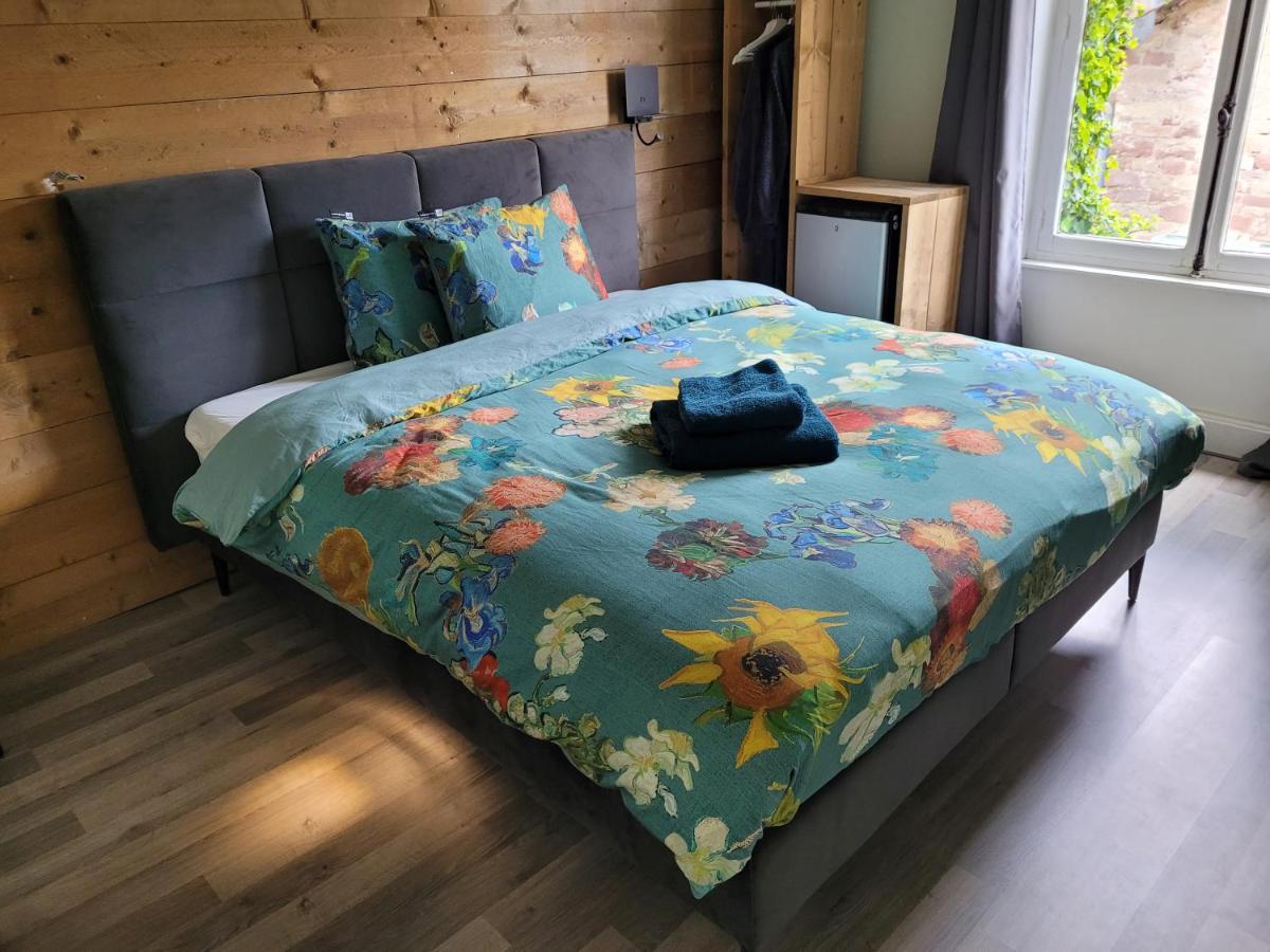 Doppelzimmer mit eigenem externen Bad