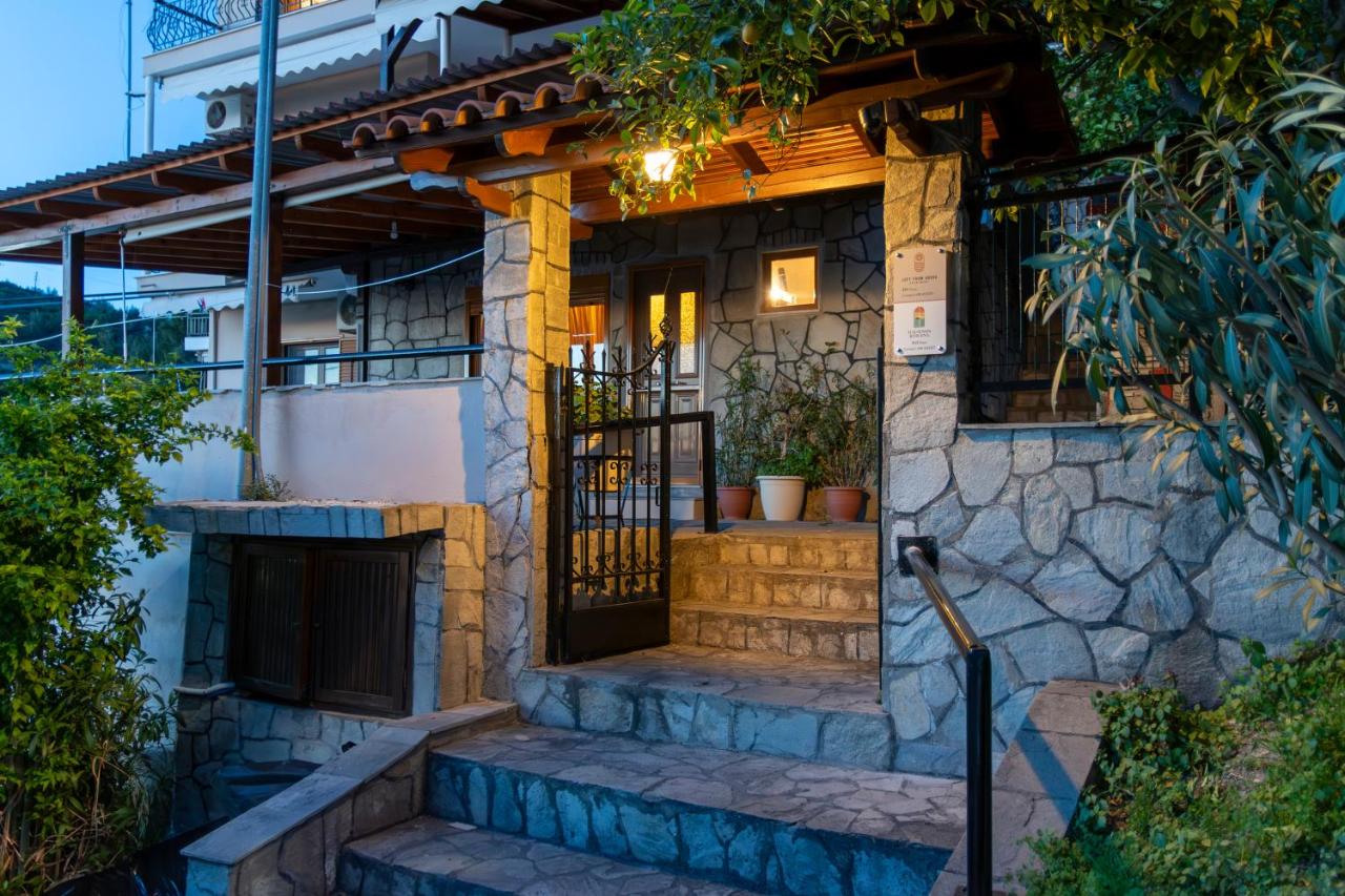 Loft From Above - B&B