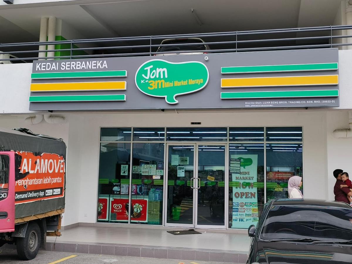 Cozy Netflix Relax Kepong Selayang MK15 D - B&B