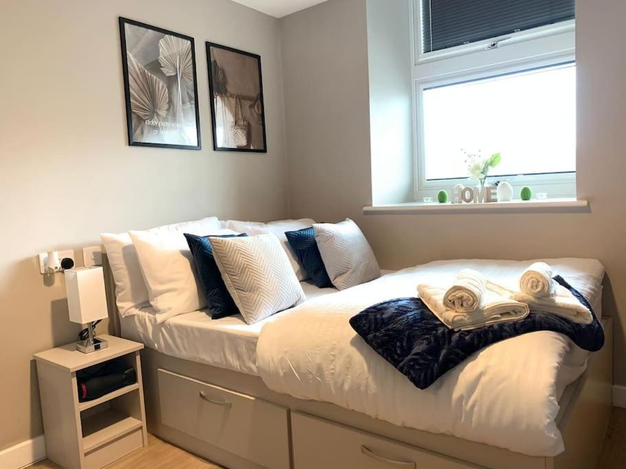 B&B Newcastle upon Tyne - HNFC Stays - Ocean Central Newcastle Studio w/ Free parking + Gym - Bed and Breakfast Newcastle upon Tyne