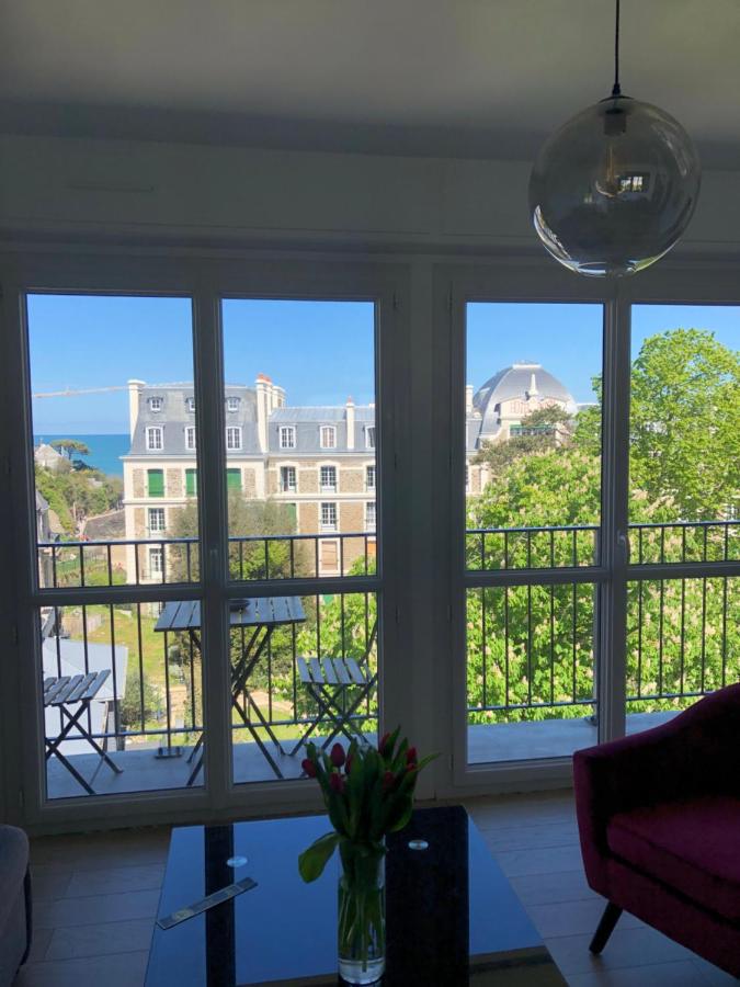 B&B Dinard - Studio tout confort apercu mer - Bed and Breakfast Dinard