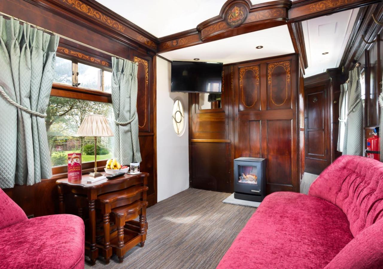 Esk Pullman Carriage - B&B