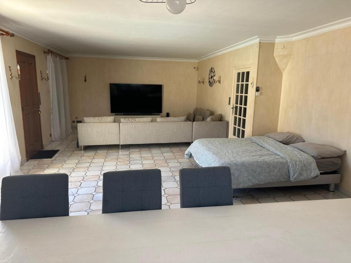 Chambre Familiale avec Salle de Bains Privative