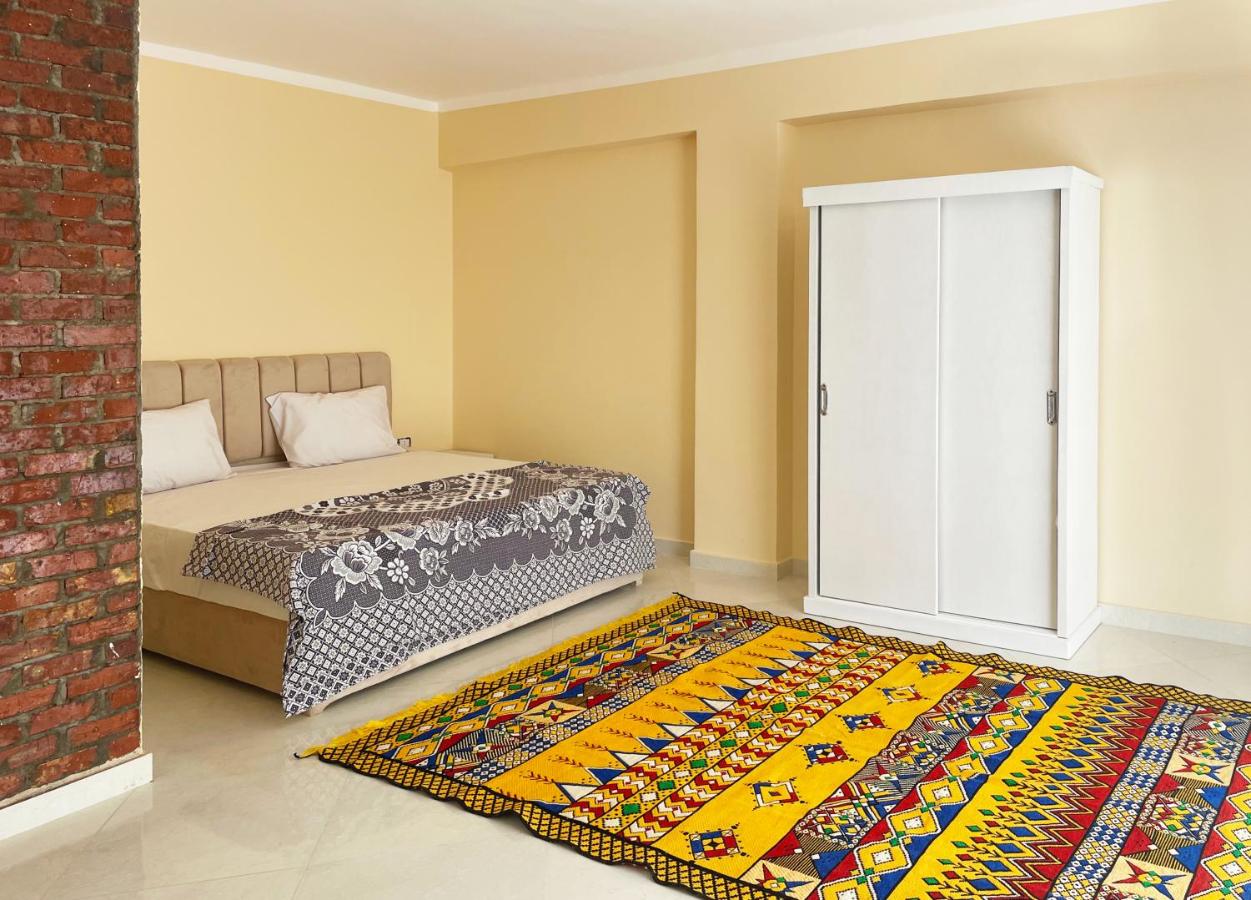Doppelzimmer mit Balkon (3 Erwachsene)