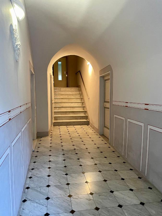 L'Approdo dei Poeti / The Poets' Haven (1 bdr apt) - B&B