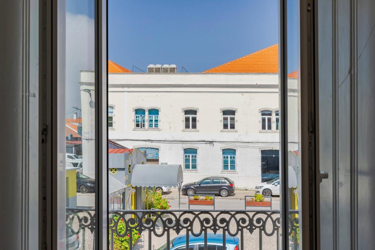 Setúbal Beach Vibes - Terrace - Ferienwohnung