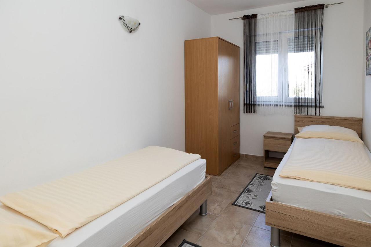 Appartamento con 2 Camere da Letto