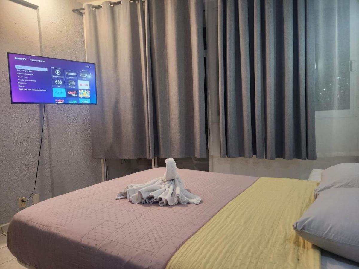 1 BR APT with AC , TV , wi-fi near DT and beach - B&B
