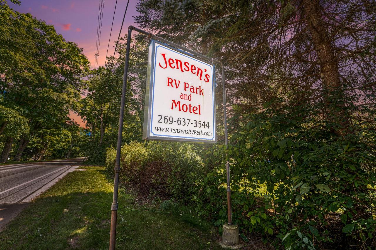 Jensen's RV Park and Motel - B&B