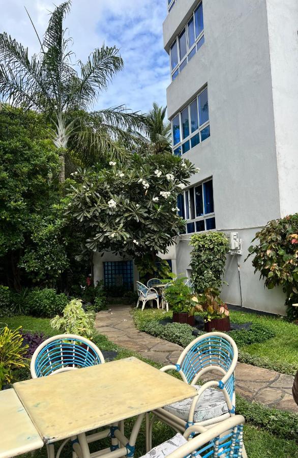Sandy Shores-Nyali, Mombasa - B&B Mombasa