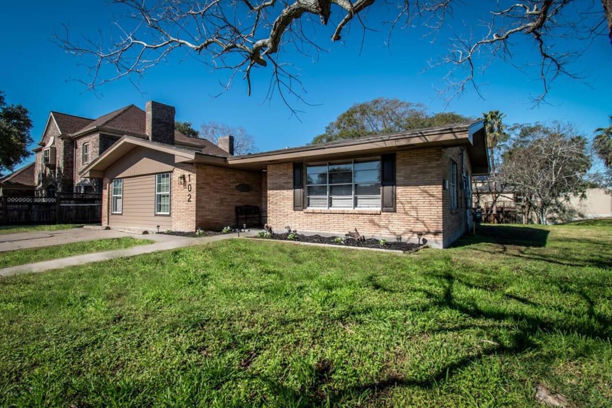 Gulfside Getaway Awaits - B&B Corpus Christi