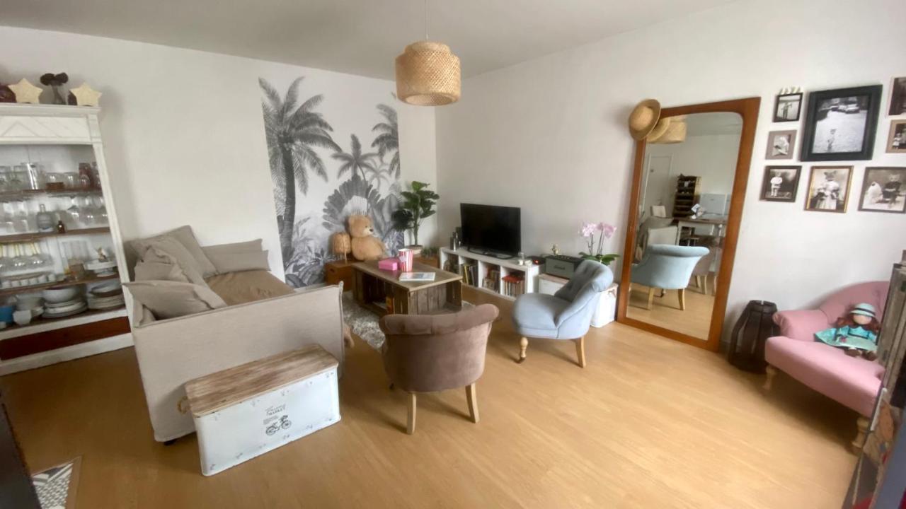 Maison à deux pas du bourg - B&B