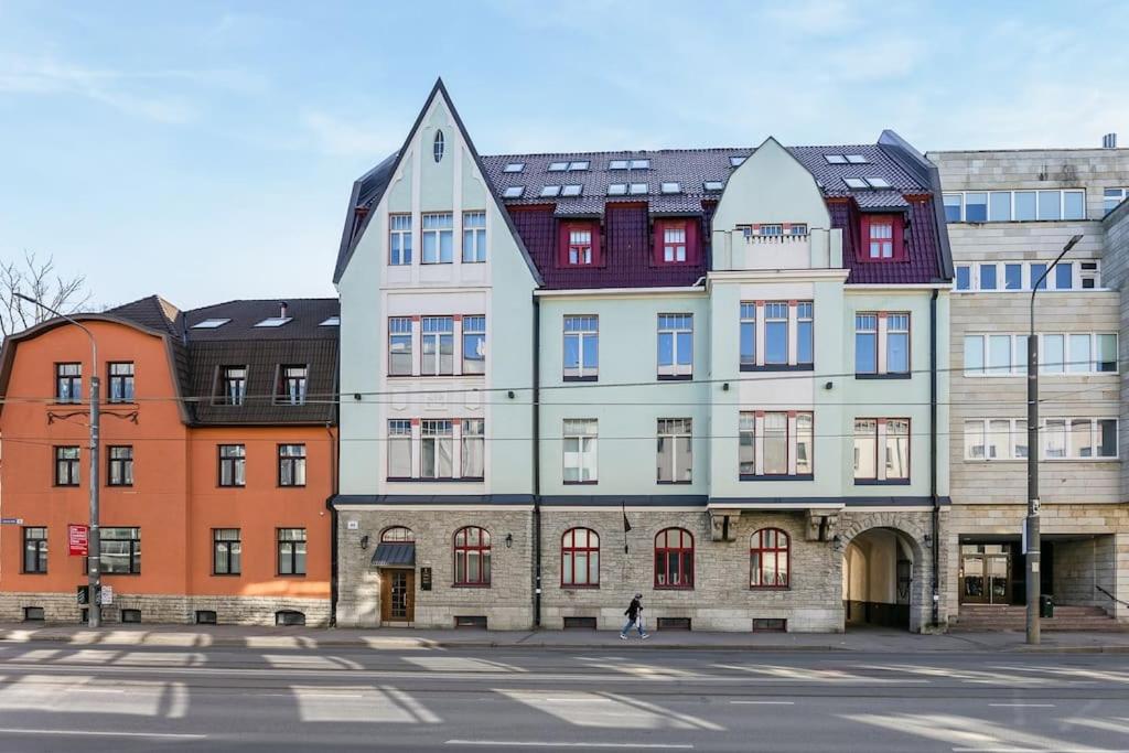 Urban-Glam City Centre Studio with a Gym and Terrace - B&B
