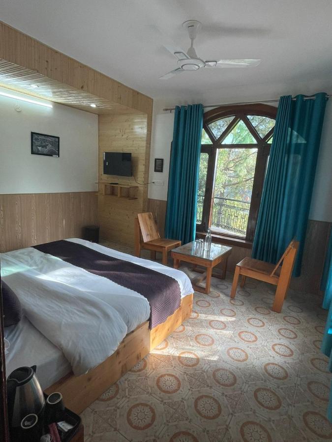 B&B Barog - Calm Cottage KASAULI HILLS Barog - Bed and Breakfast Barog