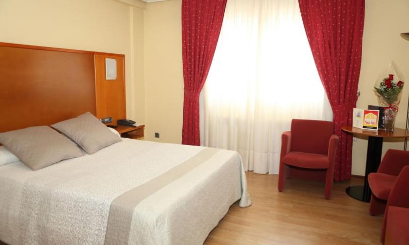 B&B Santiago de Compostela - Motel Punta Cana - Bed and Breakfast Santiago de Compostela